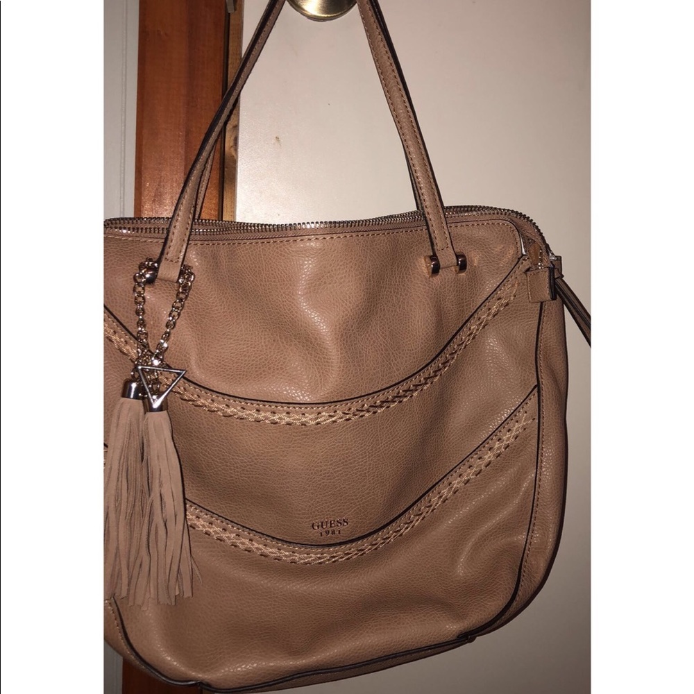 Guess purse NWOT